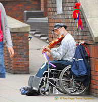 London busker