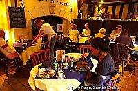 Having tea at the Lord Leycester Hospital cafe [Warwick - England]