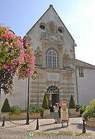 The Cabiote Cellar building was once an ancient Carmelite Convent.