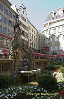 Heinzelmännchenbrunnen 