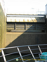 Continental Divide, Main-Danube Canal Locks