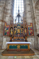 Kreuzaltar