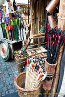 Bows and arrows at the Medieval Christmas Market