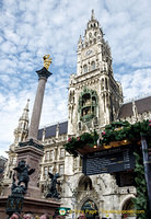 Mariensaule and New Town Hall on Marienplatz