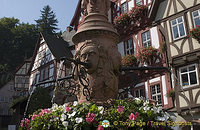 This Renaissance fountain, the Marktbrunnen, is also a key feature of the square