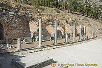 Delphi: the archaelogical site