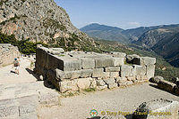 Delphi: the archaelogical site