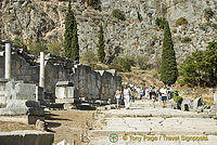 Delphi: the archaelogical site