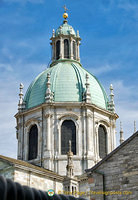 The dome of Como duomo