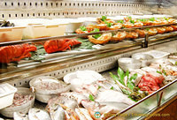 Seafood counter at Trattoria alla Madonna