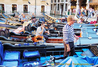 Gondola stop in front of the Hotel Cavalletto