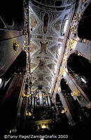 Jasna Góra Baroque Basilica interior