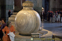 Marble urn dating to Hellenistic or Byzantine period