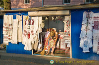 St Andrew's Church and Flea Market, Andriyivsky uzviz (St Andrew's Descent), Kyiv (Kiev)