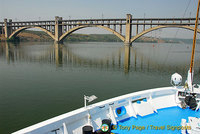 Zaporozhye dam and lock