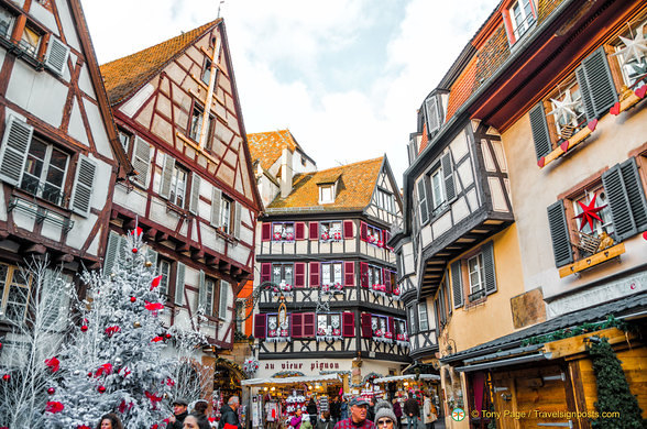 Christmas market stalls on Rue des Marchands