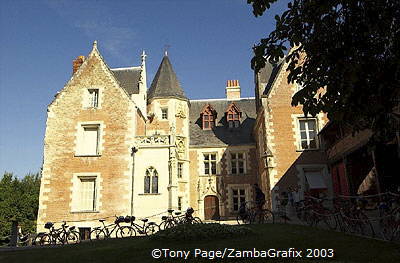 Loire Valley - Chateaux