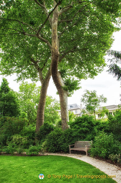 Archives Nationales gardens