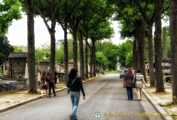 Grounds of Cimetière Montparnasse