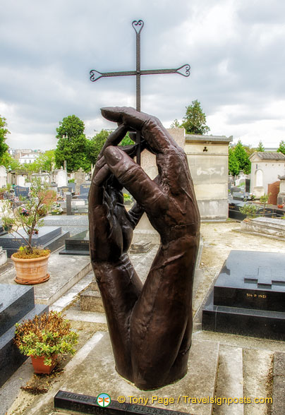 Grave of Robert Thibier, artist