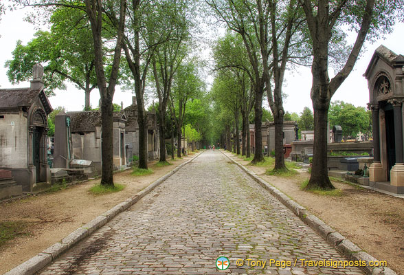 Pere-Lachaise avenue