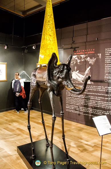 Dalí Sculpture - Space Elephant