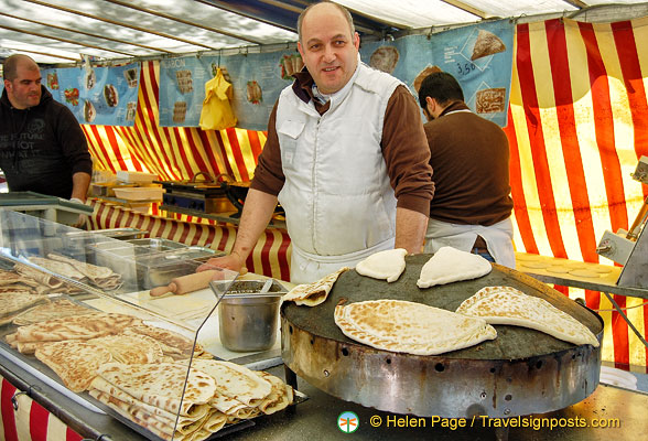 Cooking up pita breads