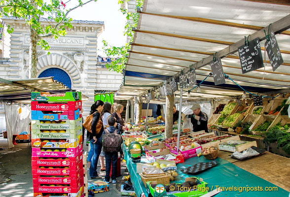 Semi-shut Marché Monge