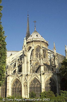 Flying buttresses at the east end of cathedral 