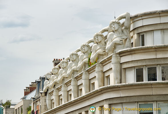 An unusual sight along the Promenade Plantée are these large reproductions of Michelangelo's 'Dying Slave'