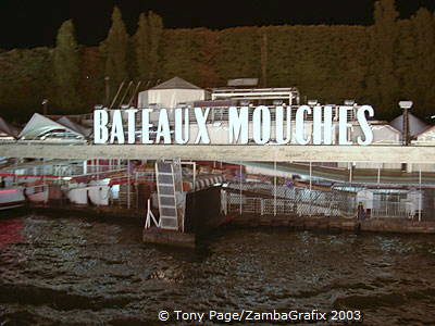 Bateaux Mouches pier