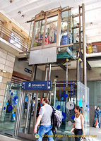 Lift to the Eurostar ticketing and check-in level