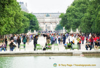 The Tuileries Garden with the Arc de Triomphe du Carrousel in the background