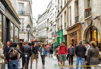 A busy rue des Rosiers