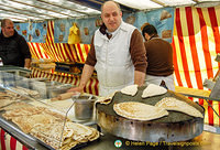 Cooking up pita breads