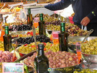 Food shopping in Paris