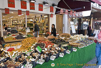 Food shopping in Paris