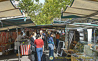 Les Marchés Raspail